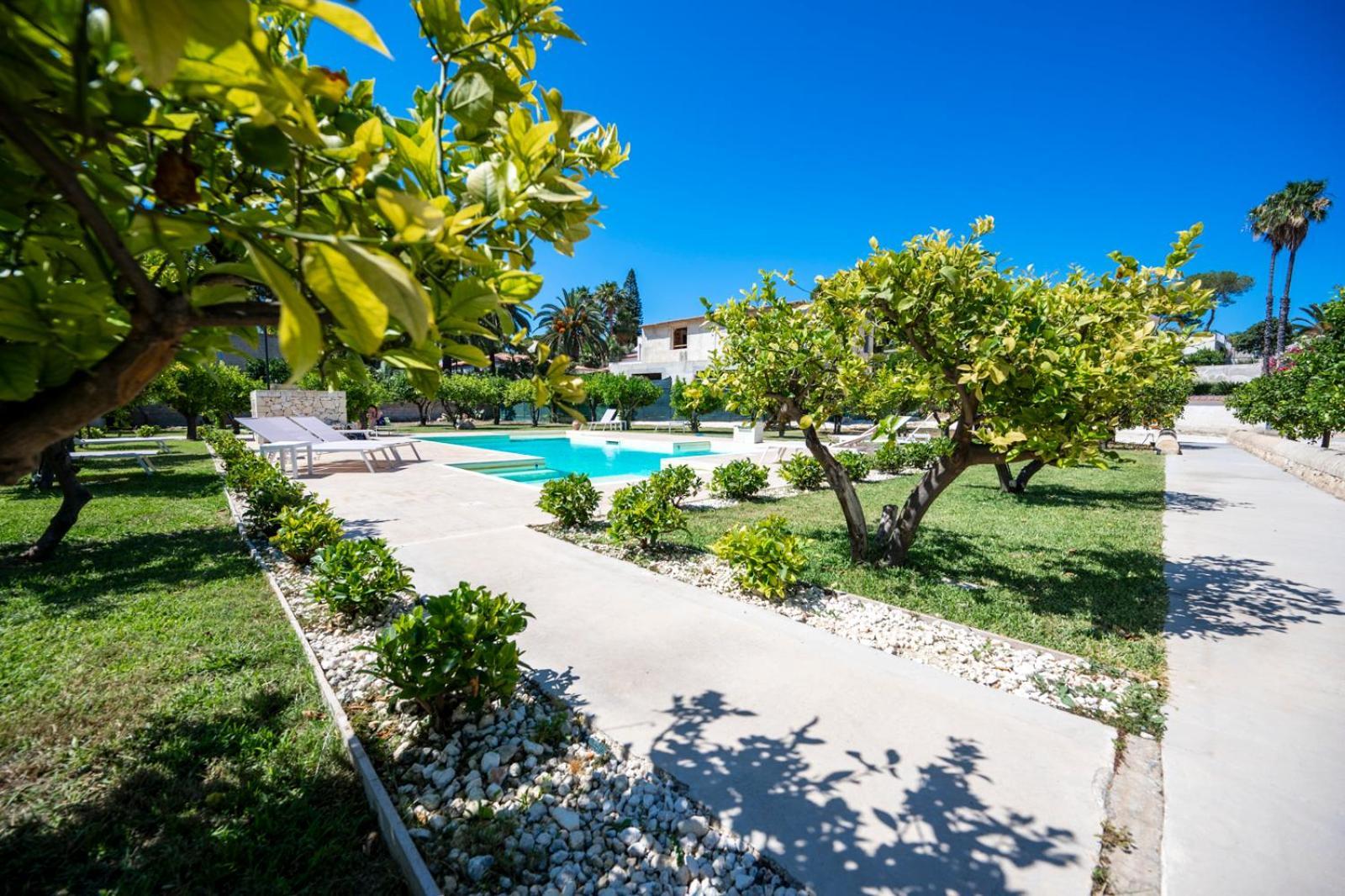 Villa Venera Fontane Bianche Charme Apartments מראה חיצוני תמונה